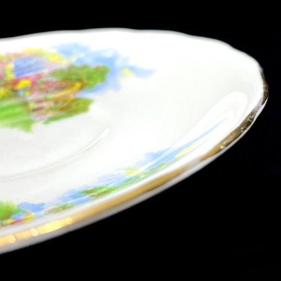 Vintage 1950s Crown Essex England Cottage Fine Bone China Teacup and Saucer Set - Picture 10 of 10